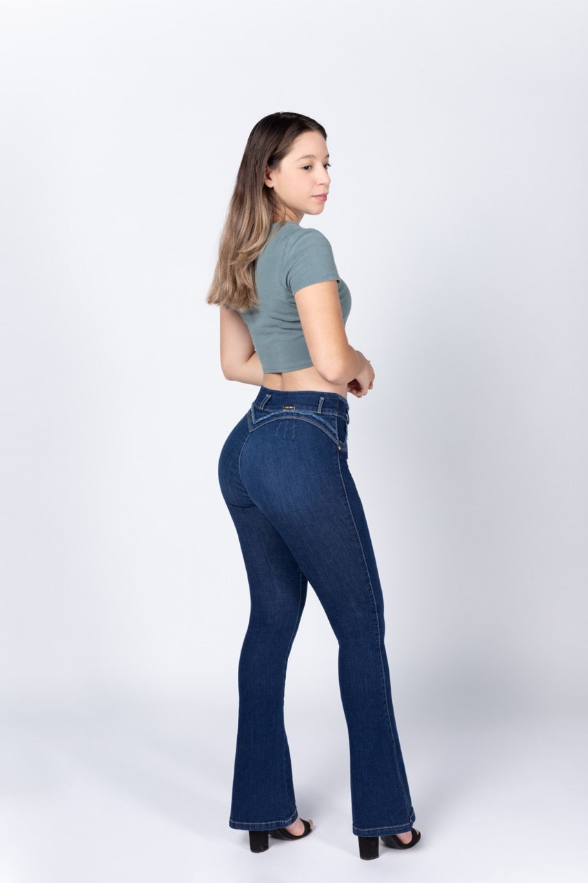 Pantalón acampanado