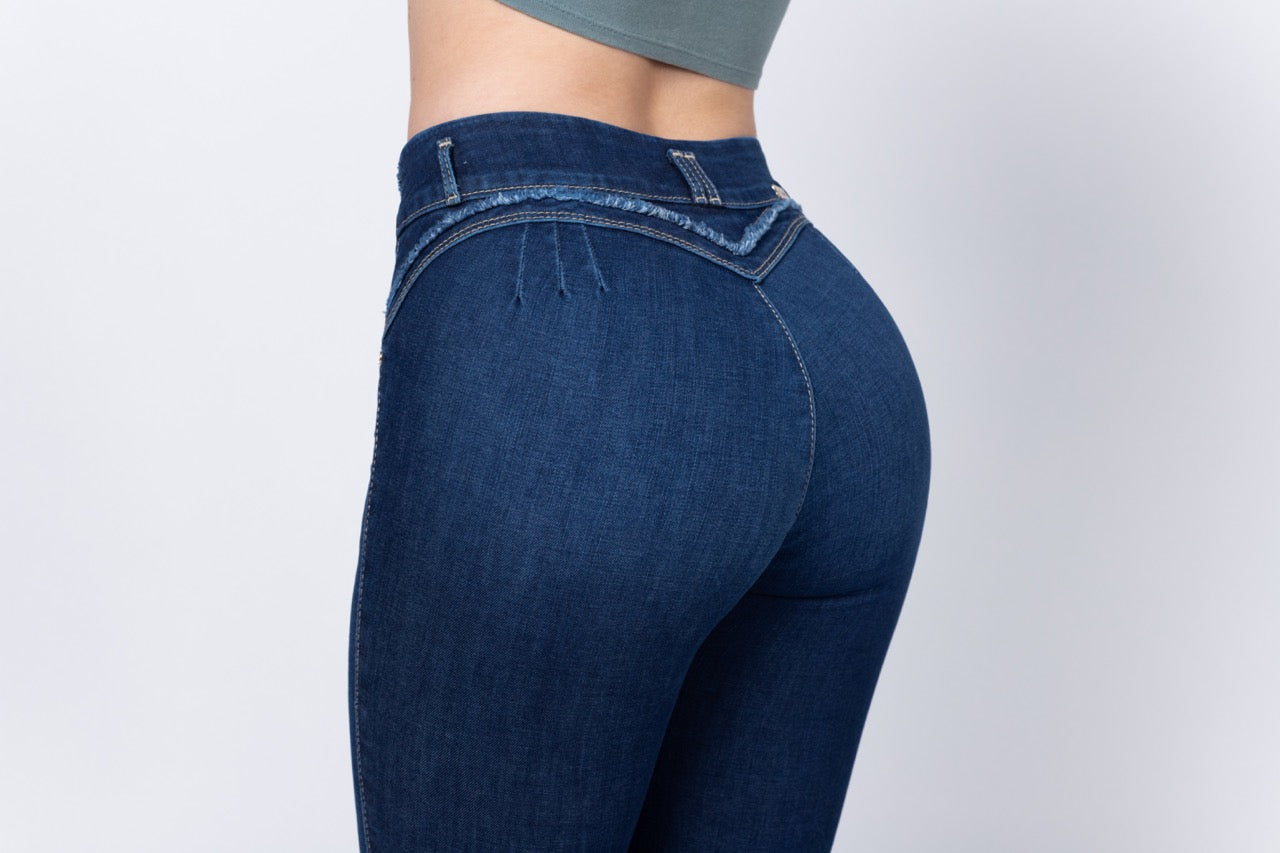 Pantalón acampanado